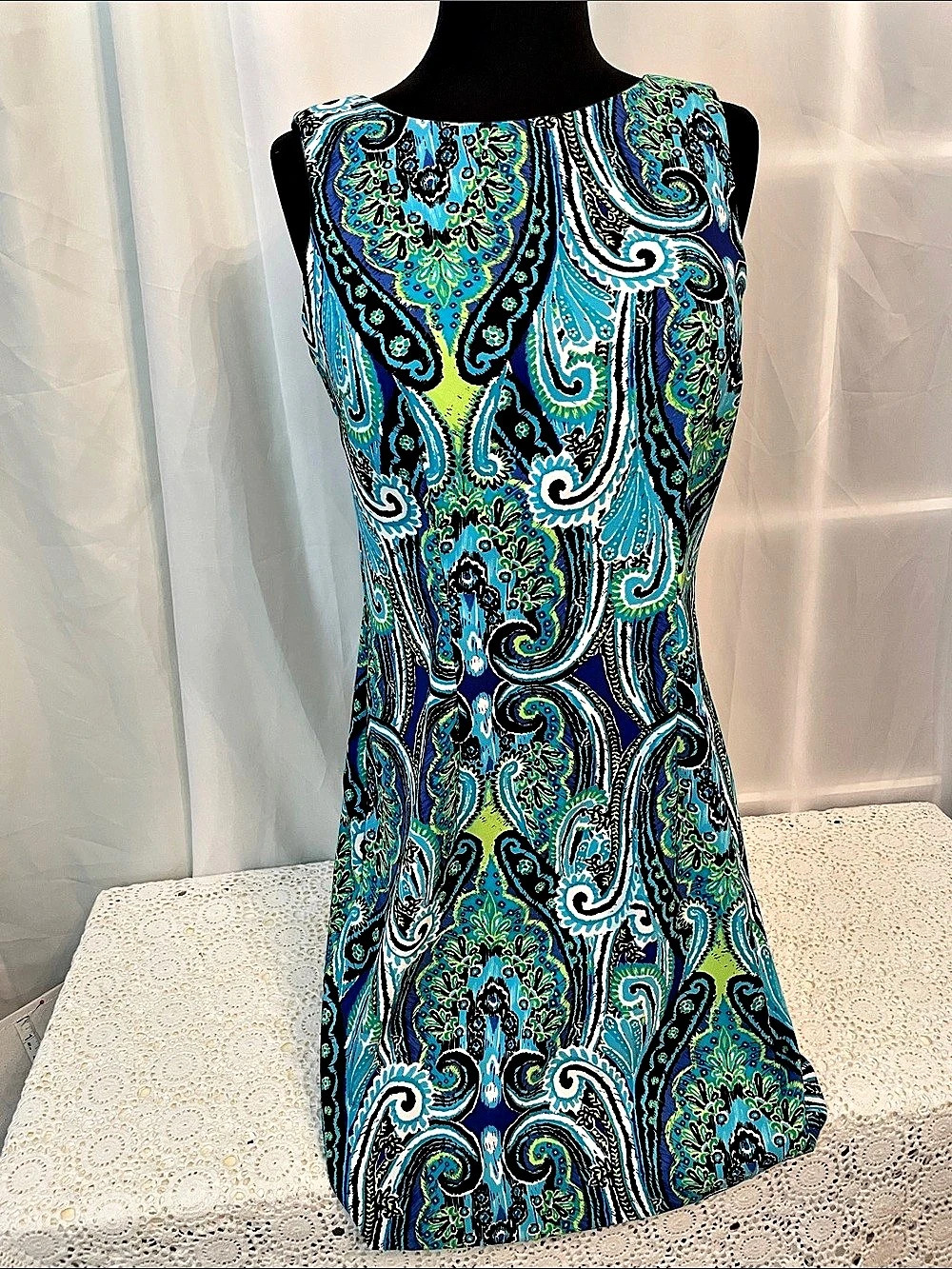 AB Studio Paisley Dress in Blue & Green Size 8 PTP 18” Length 35” Like New